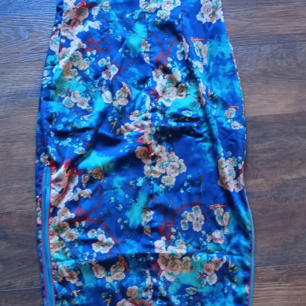 Beth and Brian Qipao blue floral Japanese dress  size L - Picture 5 of 10